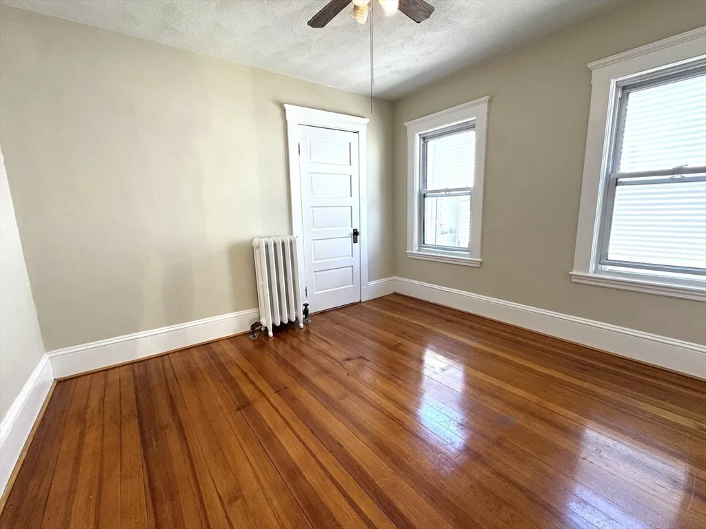 2 bed, 1 bath apartment for rent at 20 Hunnewell Ave Unit 1, Oak Square — photo 10 of 17