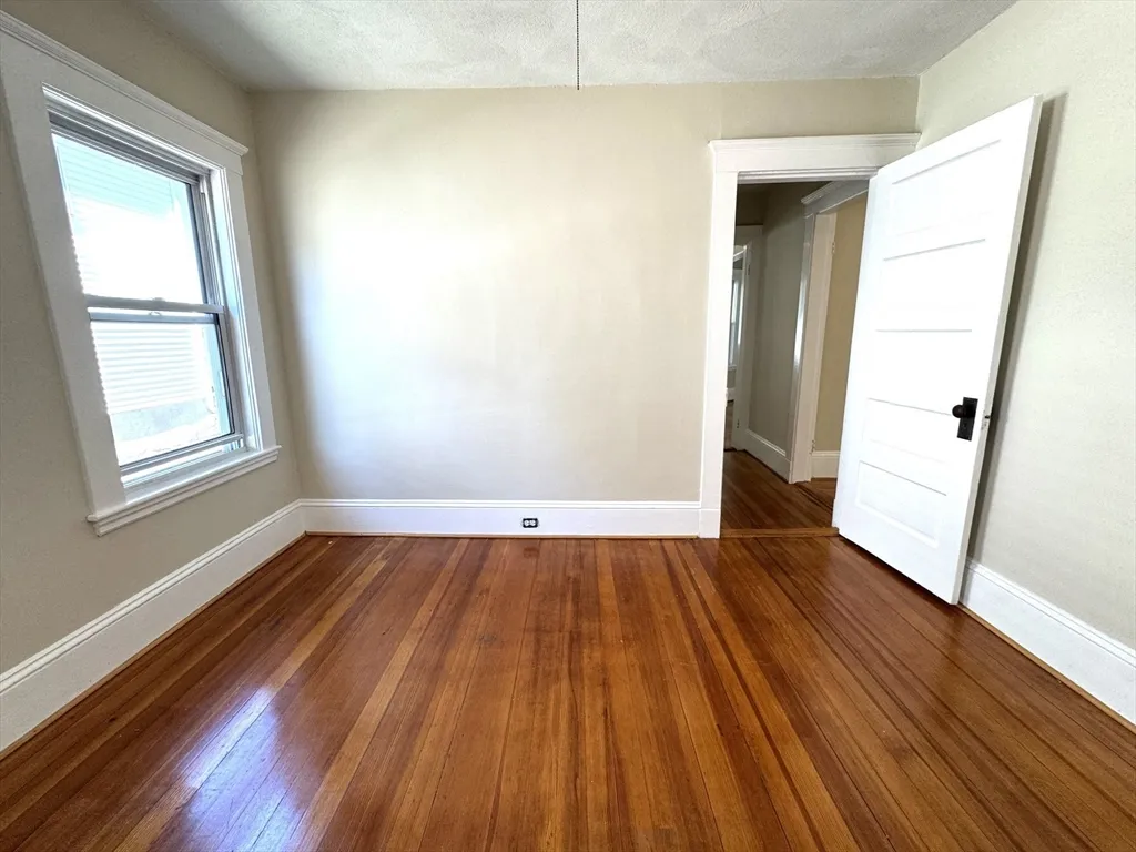 2 bed, 1 bath apartment for rent at 20 Hunnewell Ave Unit 1, Oak Square — photo 11 of 17