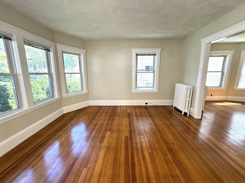2 bed, 1 bath apartment for rent at 20 Hunnewell Ave Unit 1, Oak Square — photo 9 of 17