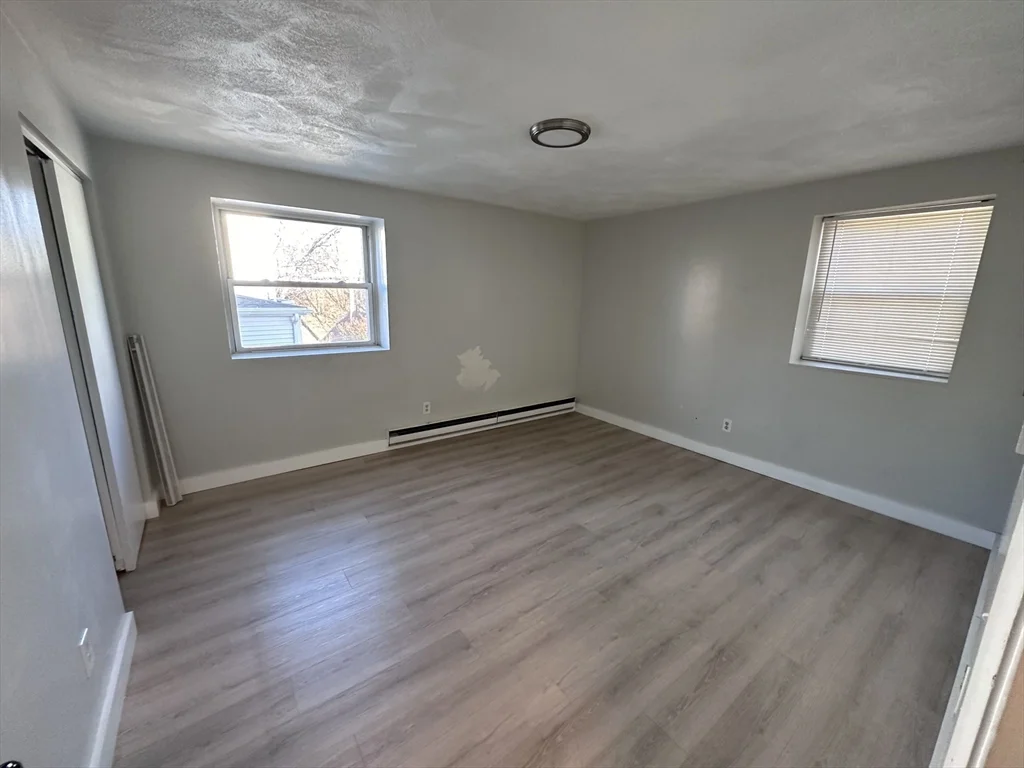 1 bed, 1 bath apartment for rent at 20 Hysil Ave Unit 3, Chelsea — photo 4 of 9