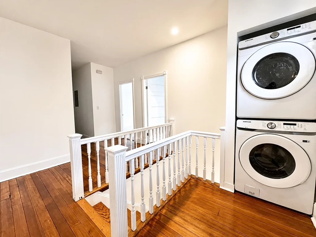 4 bed, 3 bath apartment for rent at 20 Imrie Rd Unit 2, Allston — photo 9 of 10