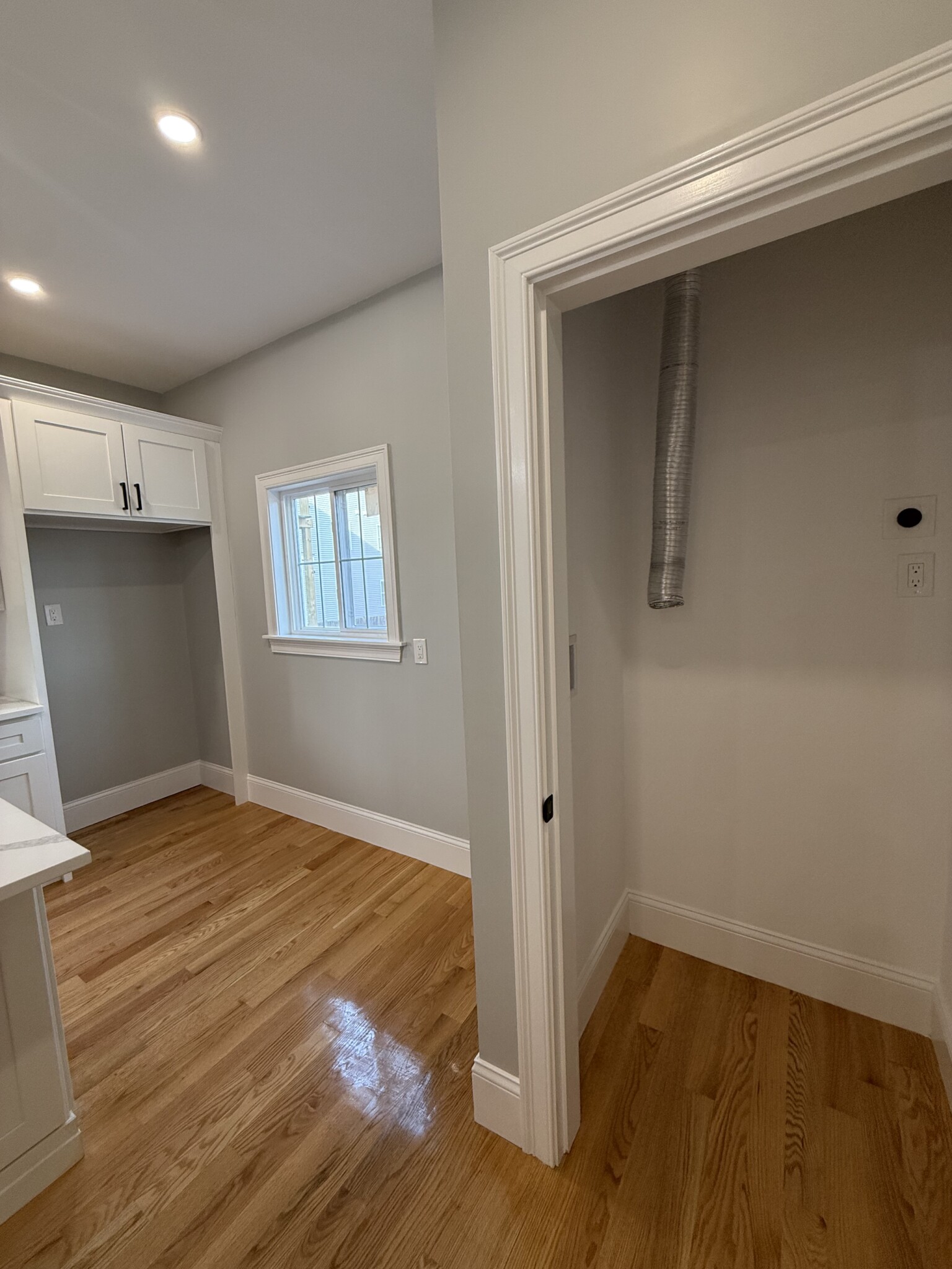 3 bed, 1 bath apartment for rent at 20 Irma St Unit 1, Dorchester — photo 24 of 28