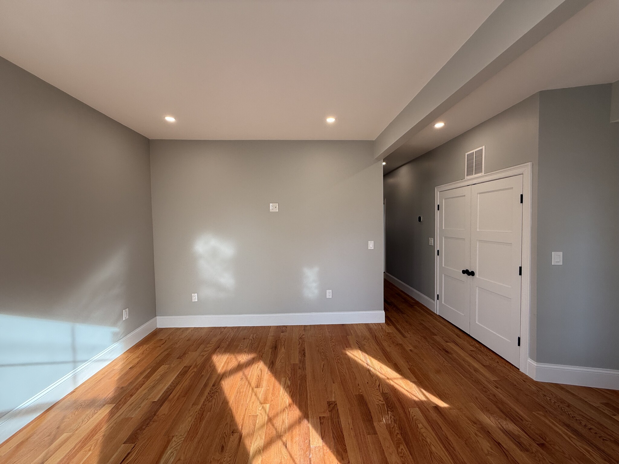 3 bed, 1 bath apartment for rent at 20 Irma St Unit 1, Dorchester — photo 10 of 28
