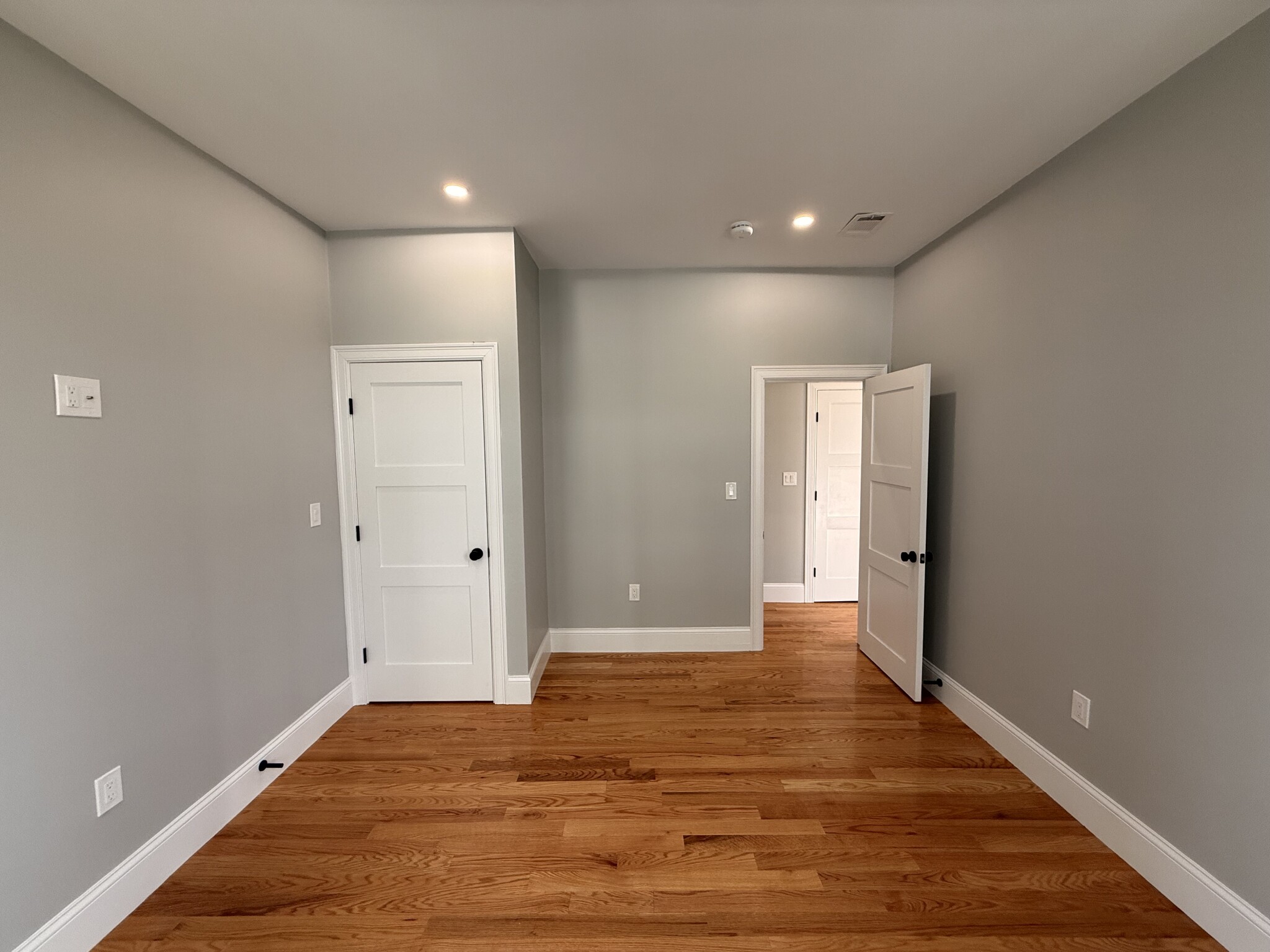 3 bed, 1 bath apartment for rent at 20 Irma St Unit 1, Dorchester — photo 12 of 28
