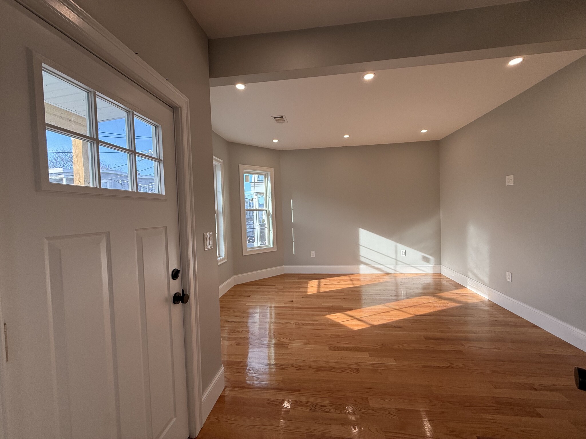 3 bed, 1 bath apartment for rent at 20 Irma St Unit 2, Dorchester — photo 8 of 34