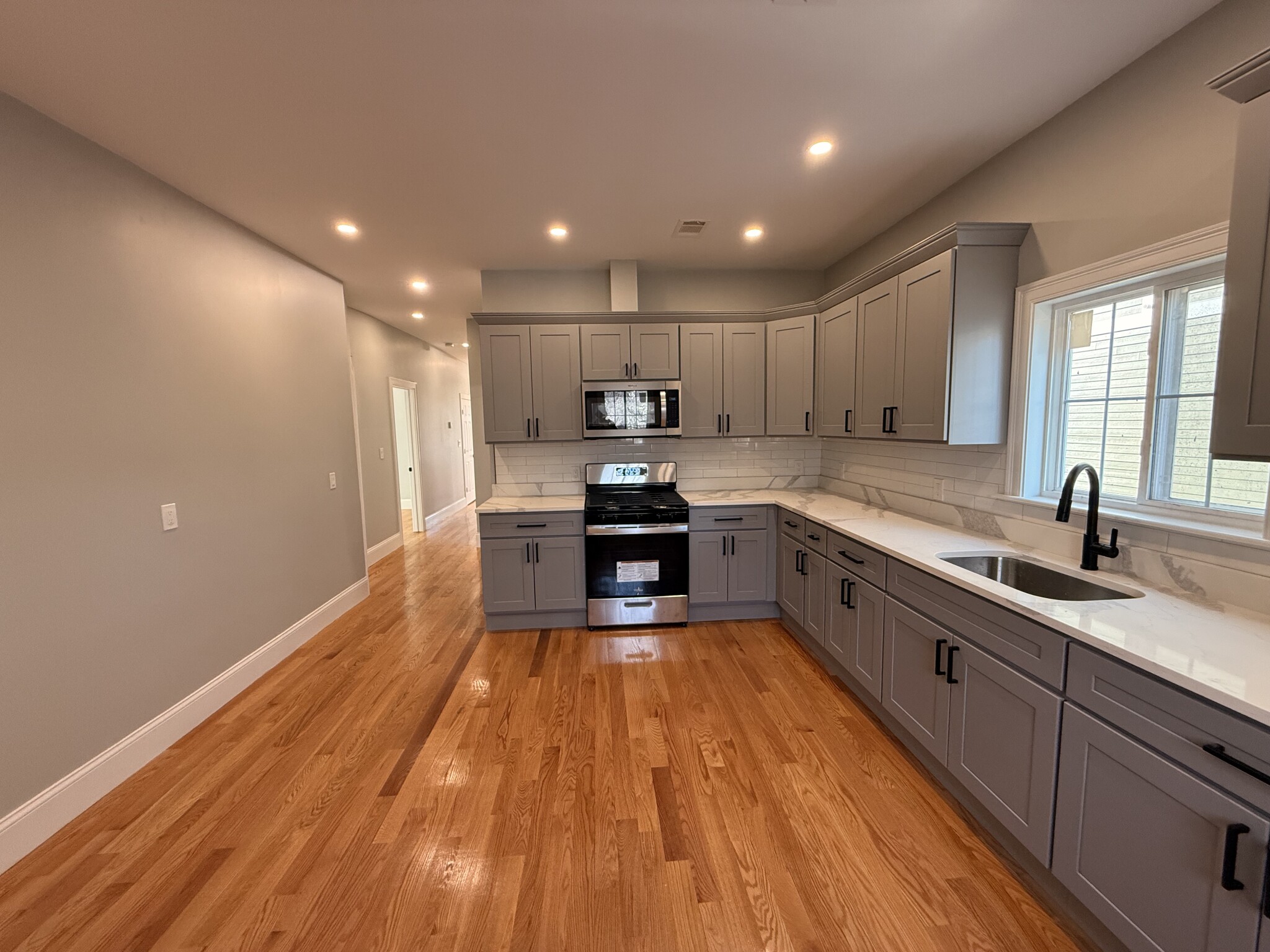3 bed, 1 bath apartment for rent at 20 Irma St Unit 2, Dorchester — photo 3 of 34