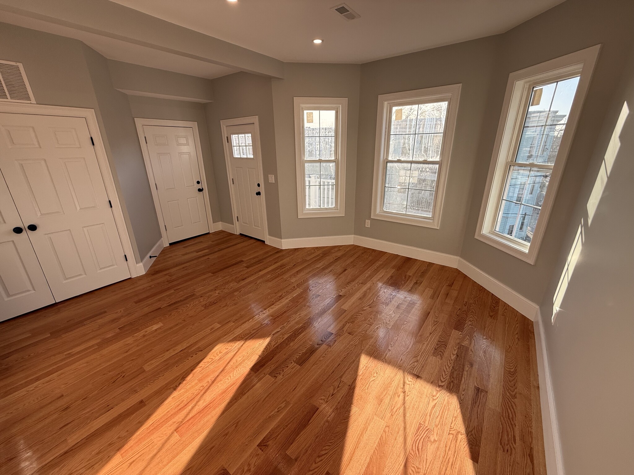 3 bed, 1 bath apartment for rent at 20 Irma St Unit 3, Dorchester — photo 20 of 27