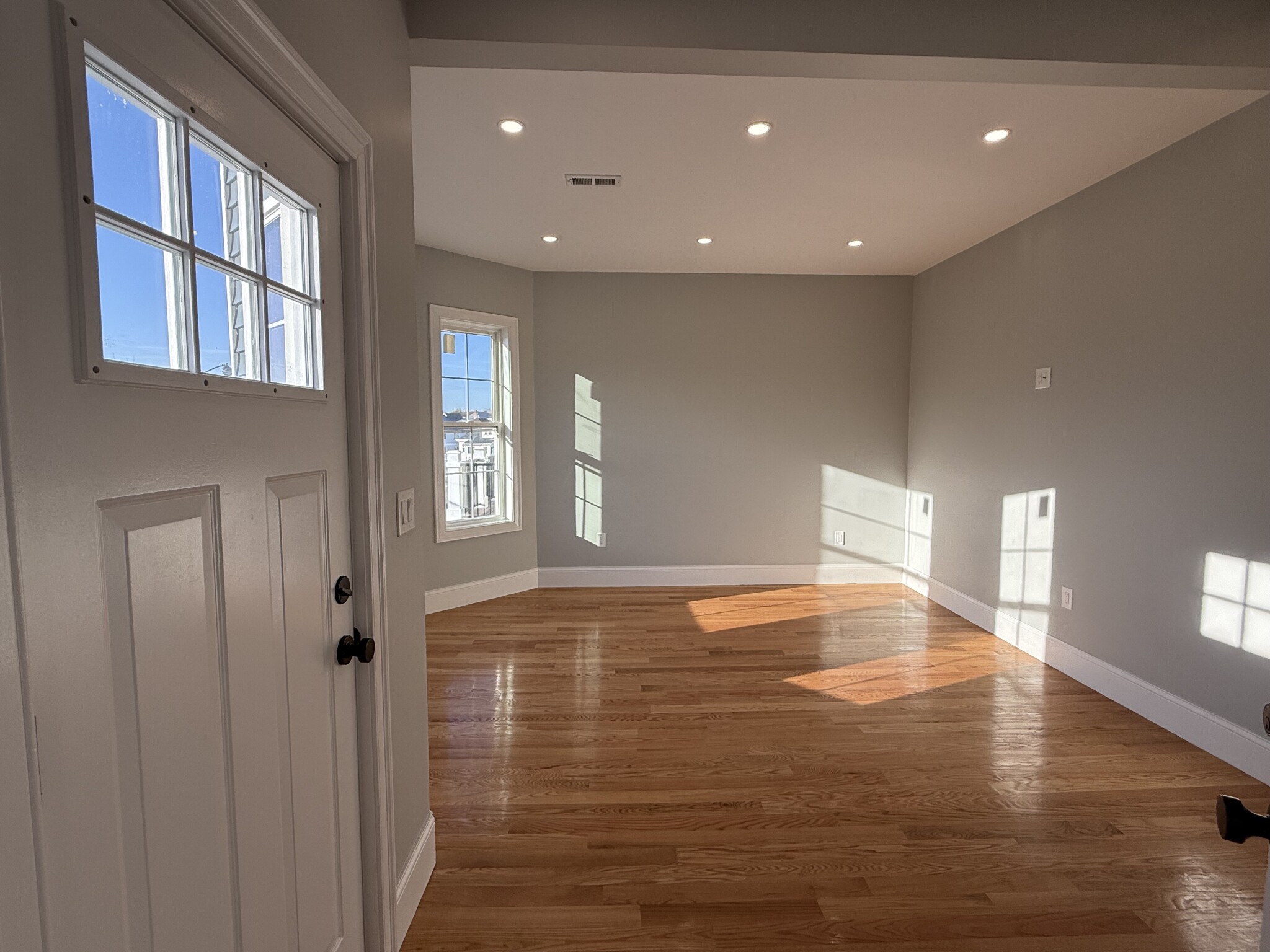 3 bed, 1 bath apartment for rent at 20 Irma St Unit 3, Dorchester — photo 13 of 27
