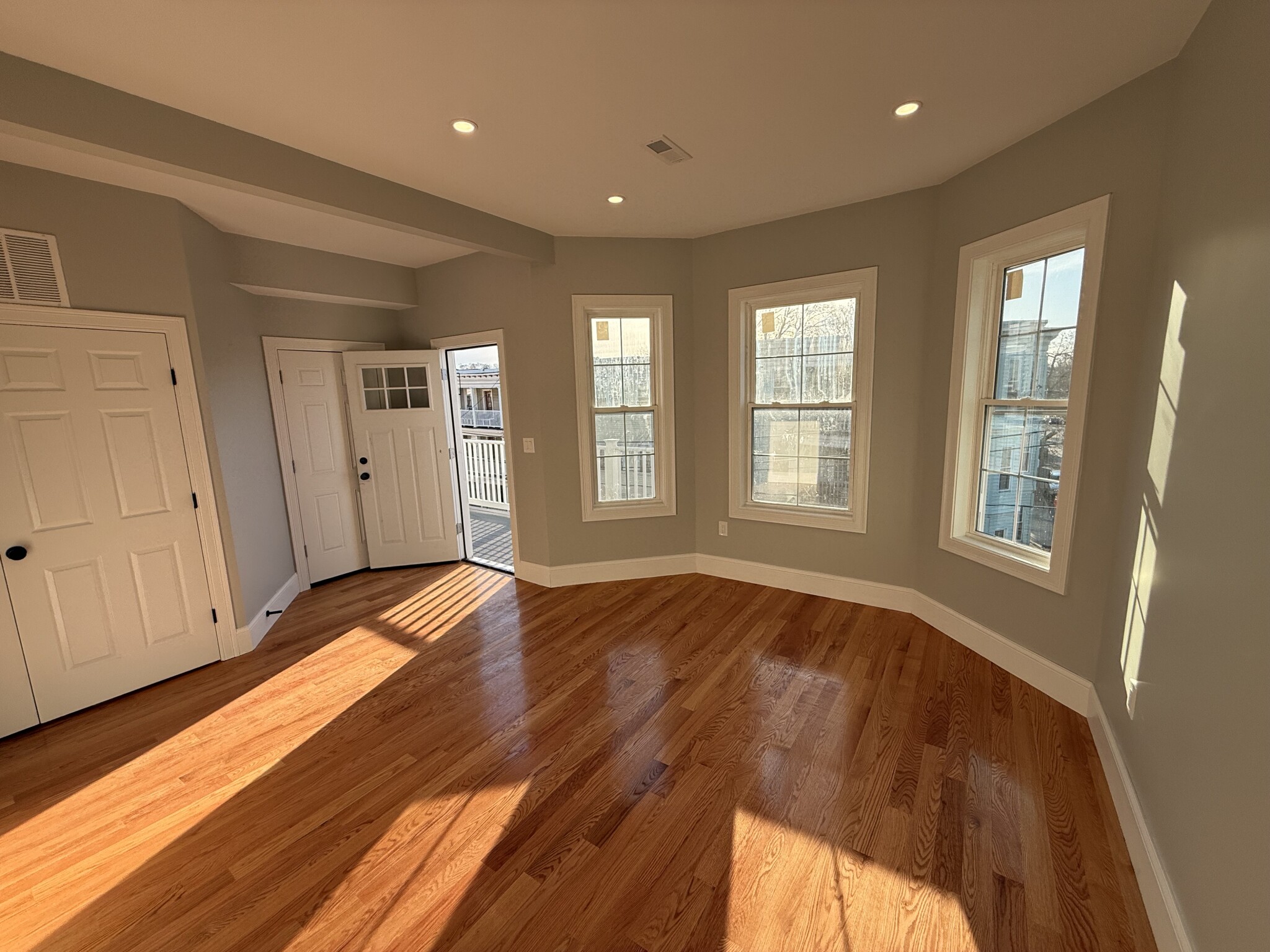 3 bed, 1 bath apartment for rent at 20 Irma St Unit 3, Dorchester — photo 18 of 27