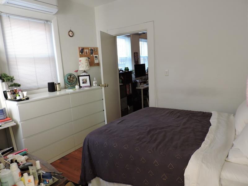 Studio bed, 1 bath apartment for rent at 20 John F Kennedy St Unit 3, Riverside — photo 5 of 6