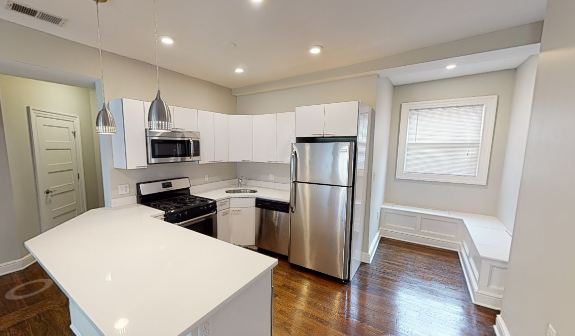 1 bed, 1 bath apartment for rent at 20 John F Kennedy St Unit 4, Riverside — photo 1 of 8