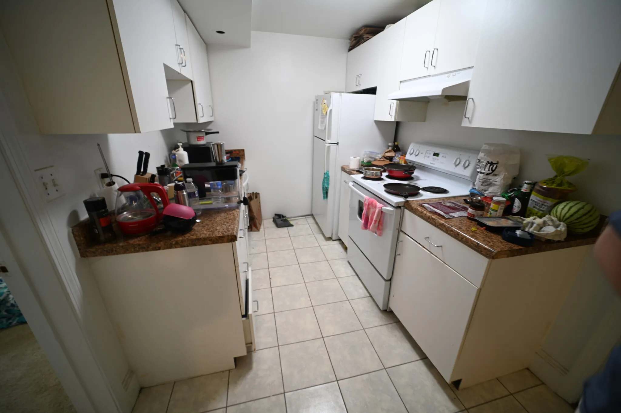 3 bed, 1 bath apartment for rent at 20 John St Unit A, Coolidge Corner — photo 3 of 5