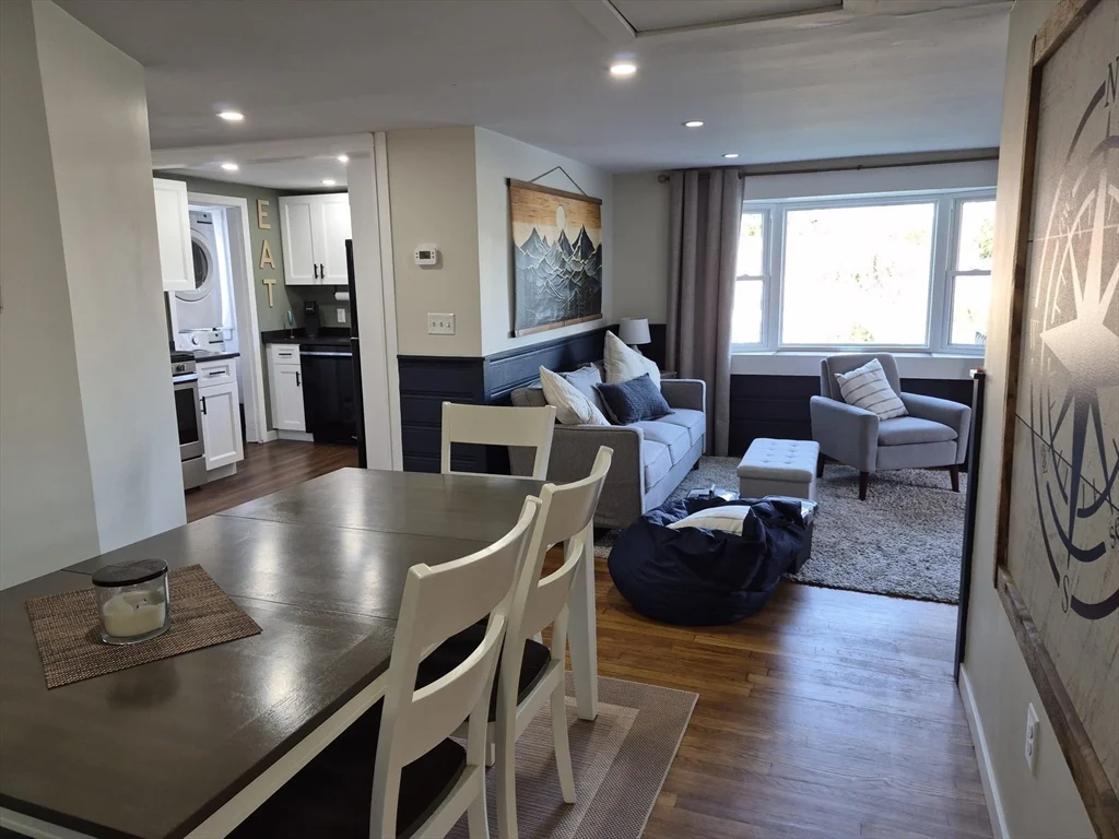2 bed, 1 bath apartment for rent at 20 Johnson Ter Unit 20, Marshfield — photo 5 of 12