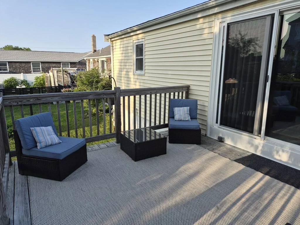2 bed, 1 bath apartment for rent at 20 Johnson Ter Unit 20, Marshfield — photo 12 of 12