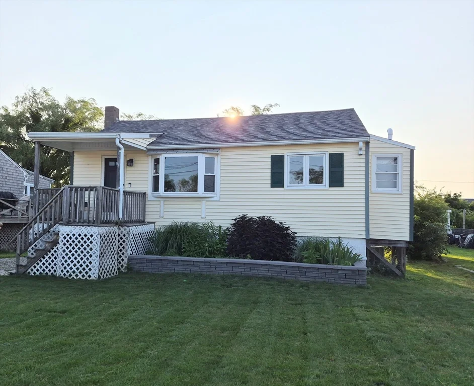 2 bed, 1 bath apartment for rent at 20 Johnson Ter Unit 20, Marshfield