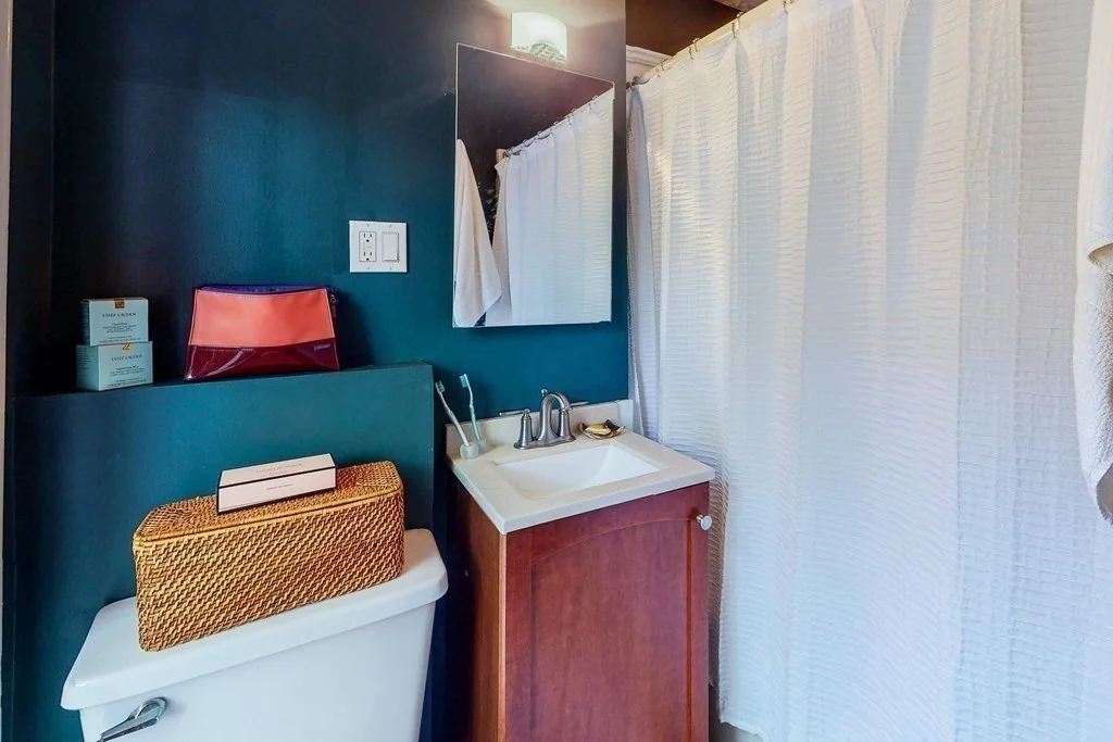 1 bed, 1 bath apartment for rent at 20 Joy St Unit 3, Beacon Hill — photo 9 of 11