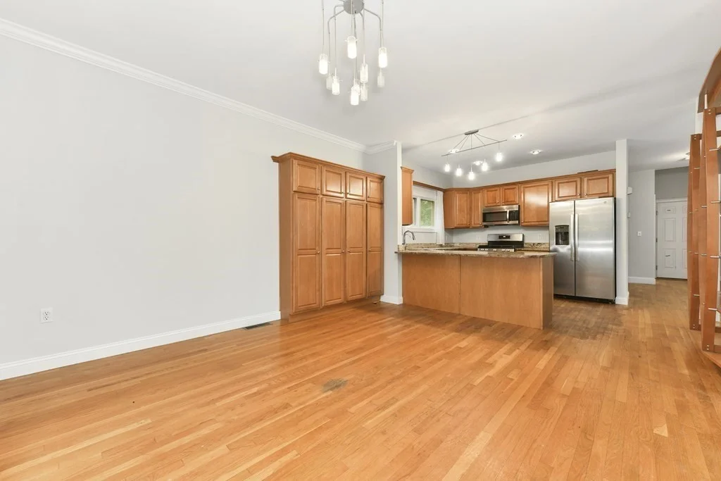 4 bed, 4+ bath apartment for rent at 20 Keefe Ave Unit 20, Newton Upper Falls — photo 2 of 27