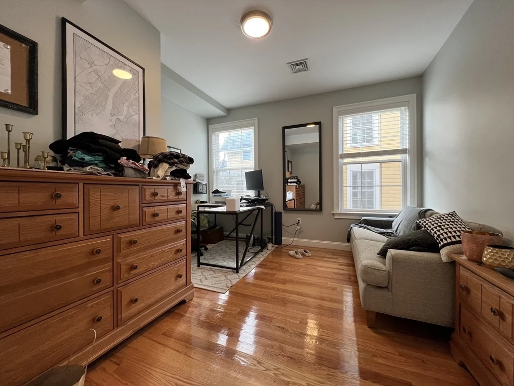 2 bed, 2 bath apartment for rent at 20 Kenton Rd Unit 3, Jamaica Plain — photo 7 of 20