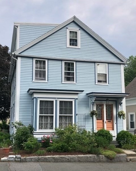 1 bed, 1 bath apartment for rent at 20 King Unit A, Rockport — photo 1 of 18