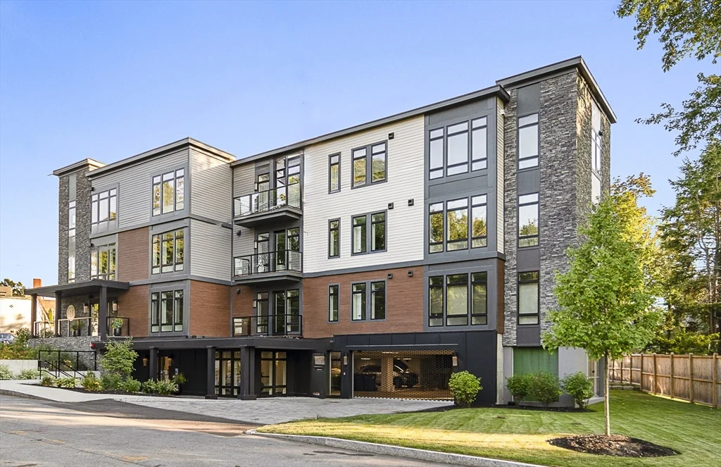 1 bed, 1 bath apartment for rent at 20 Kinmonth Rd Unit 301, Waban — photo 4 of 30