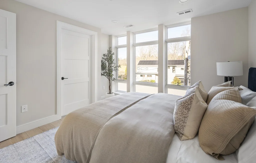 1 bed, 1 bath apartment for rent at 20 Kinmonth Rd Unit 306, Newton — photo 20 of 27