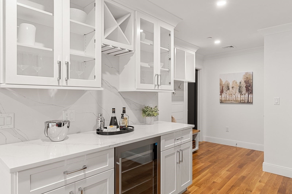 2 bed, 2 bath apartment for rent at 20 Lawrence St Unit 3, Wakefield — photo 18 of 28