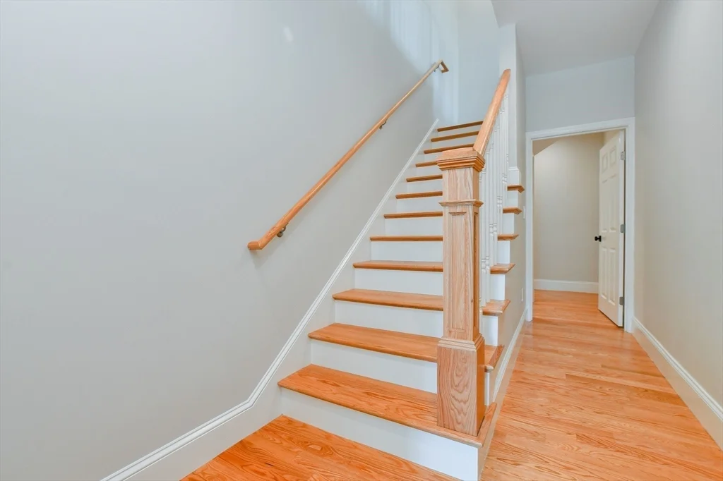 3 bed, 2 bath apartment for rent at 20 Lee St Unit 2, Jamaica Plain — photo 10 of 25