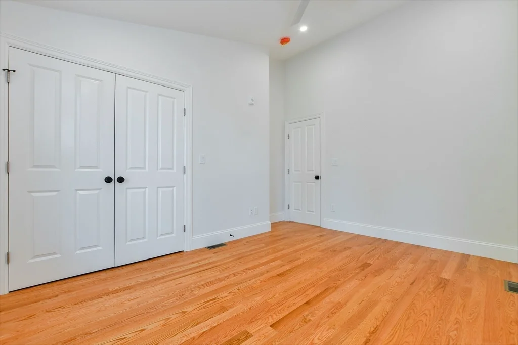3 bed, 2 bath apartment for rent at 20 Lee St Unit 2, Jamaica Plain — photo 16 of 25