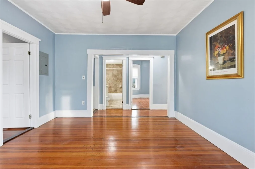 3 bed, 1 bath apartment for rent at 20 Leslie St Unit 3, Dorchester — photo 8 of 23
