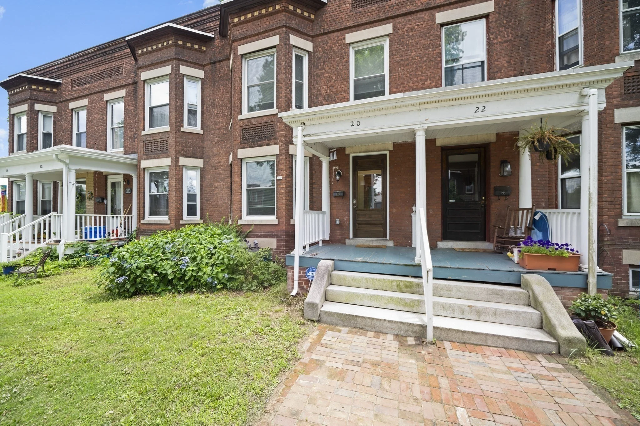 3 bed, 1 bath apartment for rent at 20 Linden St Unit NA, Holyoke — photo 30 of 30