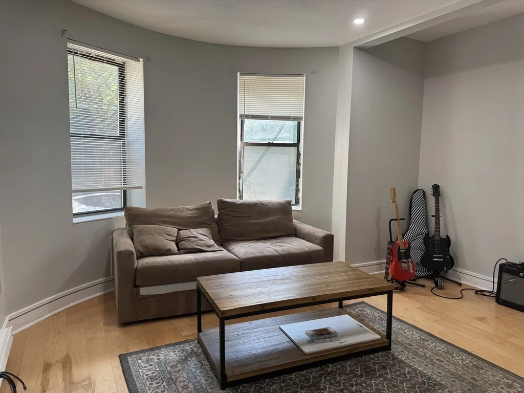 2 bed, 1 bath apartment for rent at 20 Linwood St Unit 1, Roxbury — photo 18 of 24