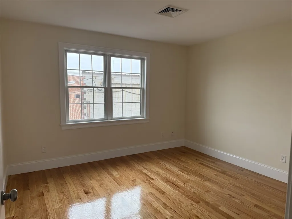 2 bed, 1 bath apartment for rent at 20 Locust St Unit 202, Medford — photo 6 of 8