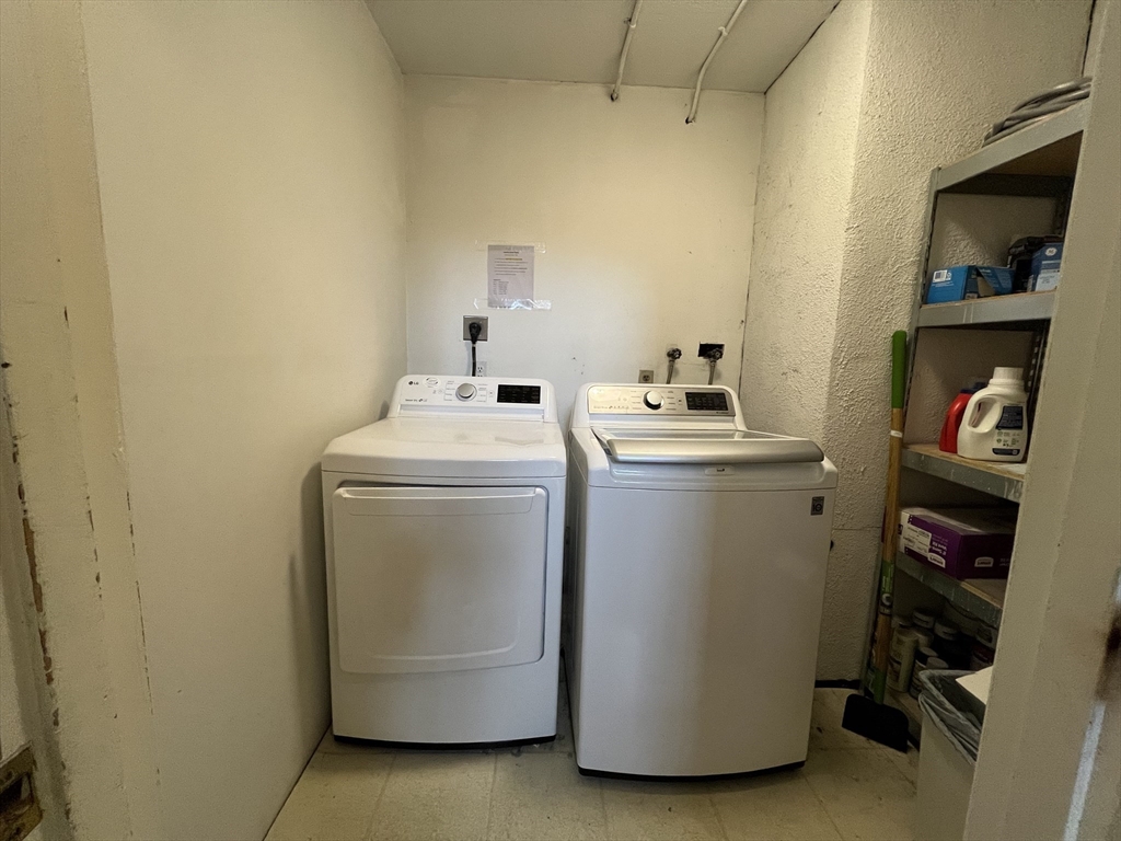 2 bed, 1 bath apartment for rent at 20 Lovett St Unit 3, Beverly — photo 7 of 10