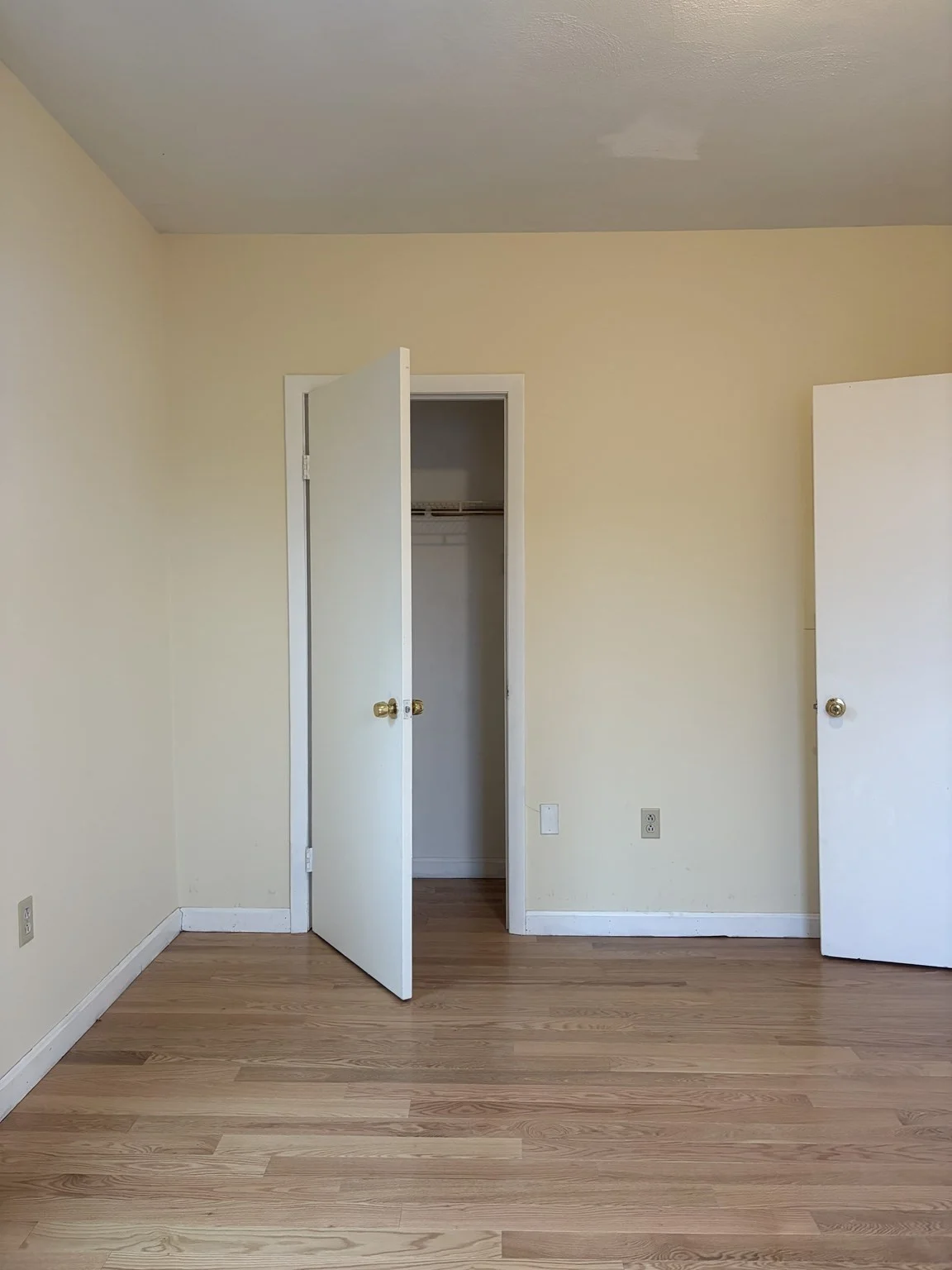 3 bed, 1 bath apartment for rent at 20 Lyman St Unit 2, Lynn
