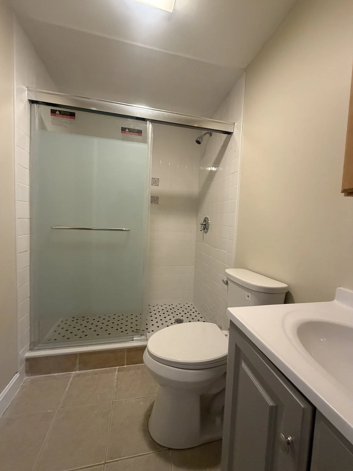 3 bed, 1 bath apartment for rent at 20 Lyman St Unit 2, Lynn — photo 11 of 12