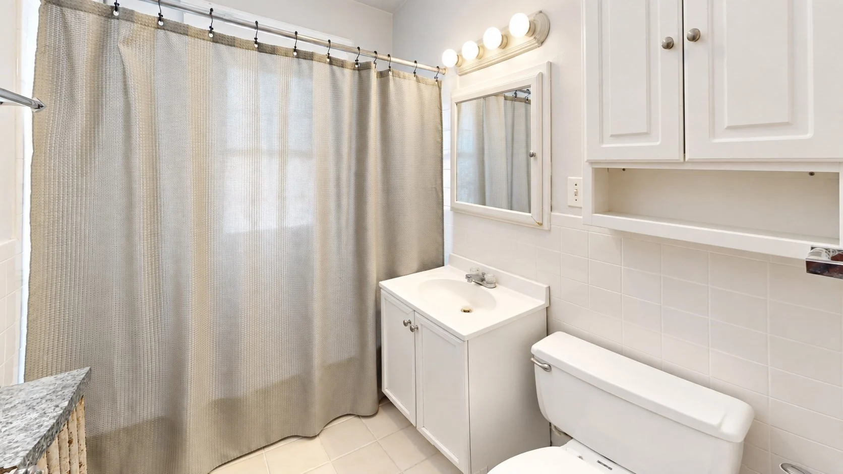 3 bed, 1 bath apartment for rent at 20 Lyne Rd Unit 2, Brighton — photo 7 of 10
