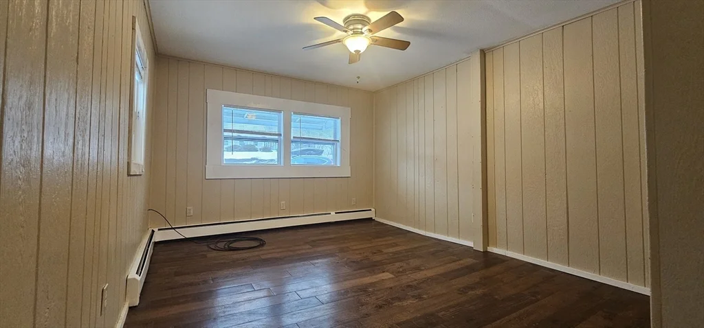 2 bed, 1 bath apartment for rent at 20 Main St Unit 1w, Spencer — photo 4 of 11