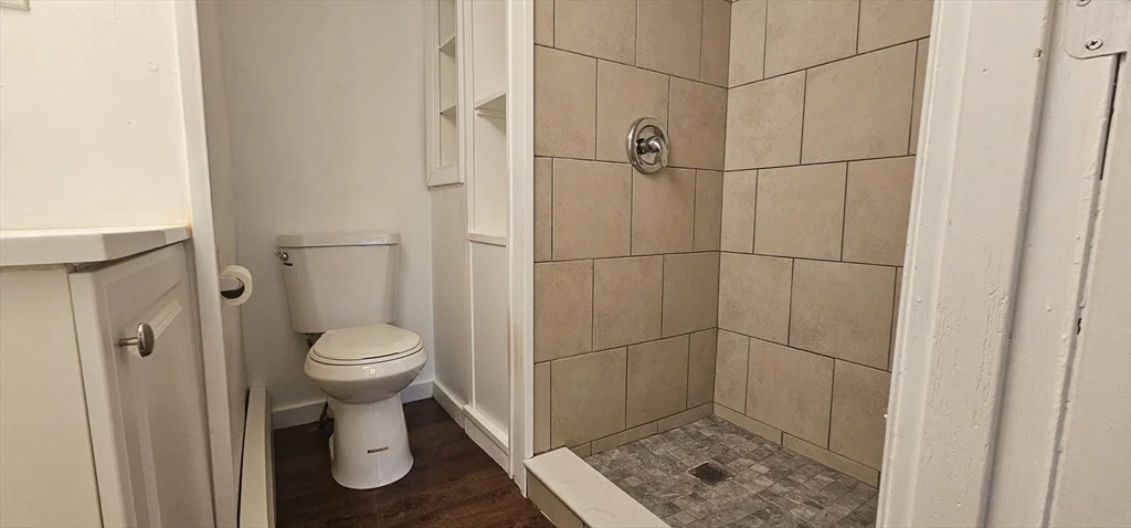 2 bed, 1 bath apartment for rent at 20 Main St Unit 1w, Spencer — photo 9 of 11