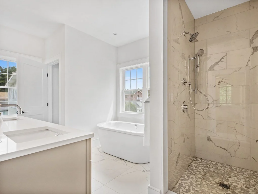 5 bed, 3 bath apartment for rent at 20 Manhattan Ter Unit 1, West Newton — photo 11 of 21