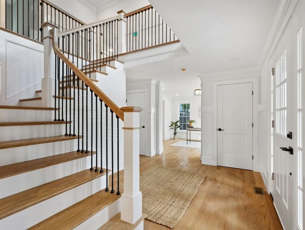 5 bed, 3 bath apartment for rent at 20 Manhattan Ter Unit 1, West Newton — photo 2 of 21