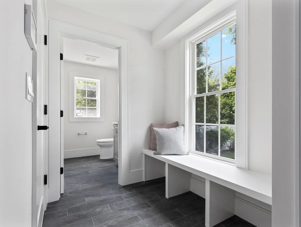 5 bed, 3 bath apartment for rent at 20 Manhattan Ter Unit 1, West Newton — photo 9 of 21