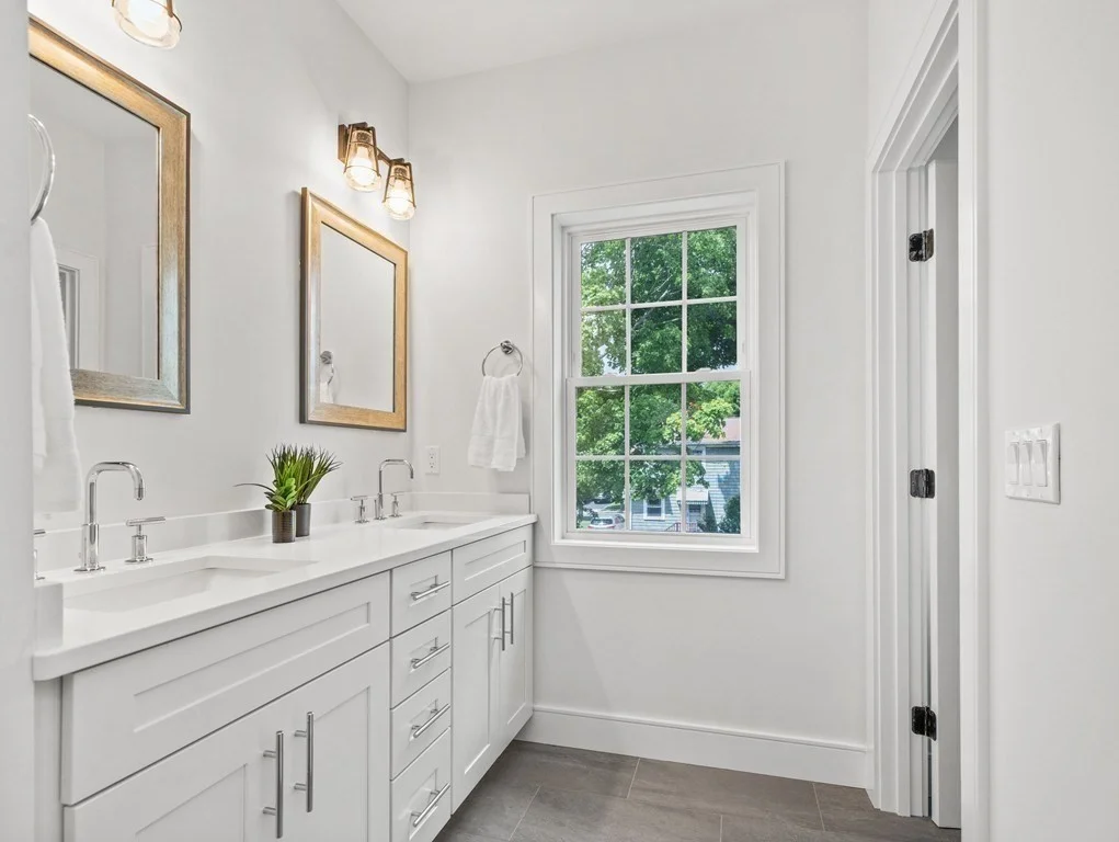 5 bed, 3 bath apartment for rent at 20 Manhattan Ter Unit 1, West Newton — photo 13 of 21
