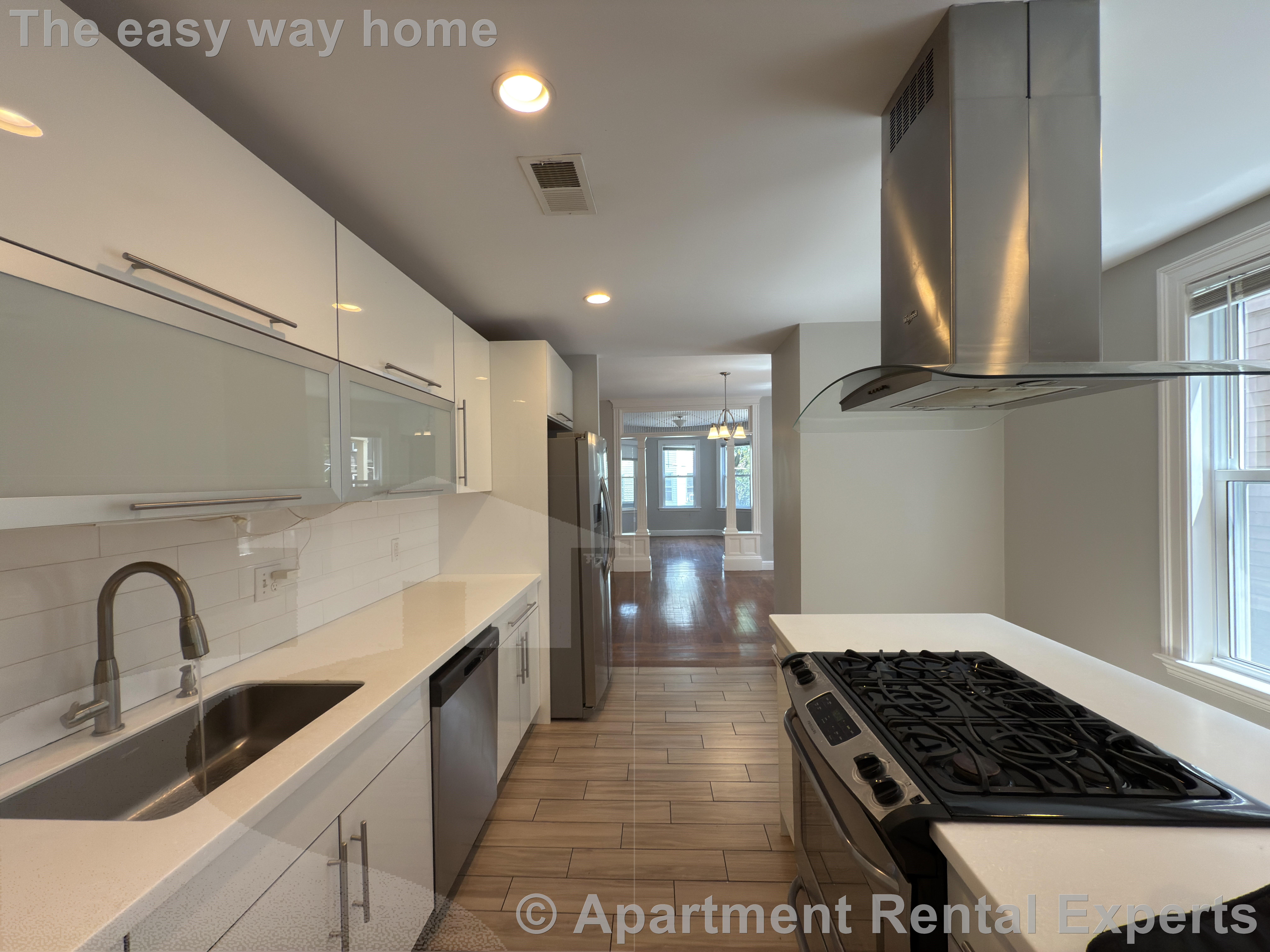 3 bed, 2 bath apartment for rent at 20 Marie Ave Unit 2, Inman Square — photo 4 of 13