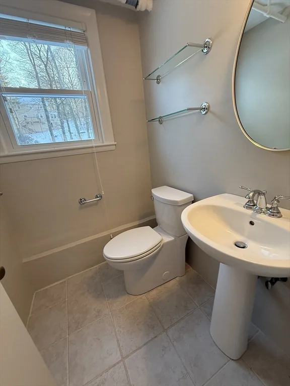 3 bed, 2 bath apartment for rent at 20 Marrett Rd, Lexington — photo 15 of 17