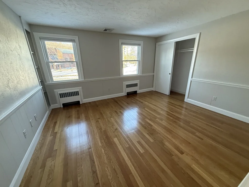 3 bed, 2 bath apartment for rent at 20 Marrett Rd, Lexington — photo 11 of 17