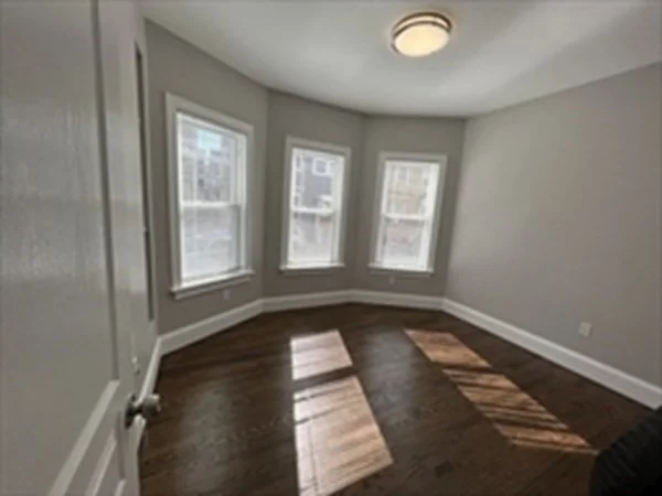 2 bed, 1 bath apartment for rent at 20 Mayfield Unit 3, Dorchester — photo 2 of 4