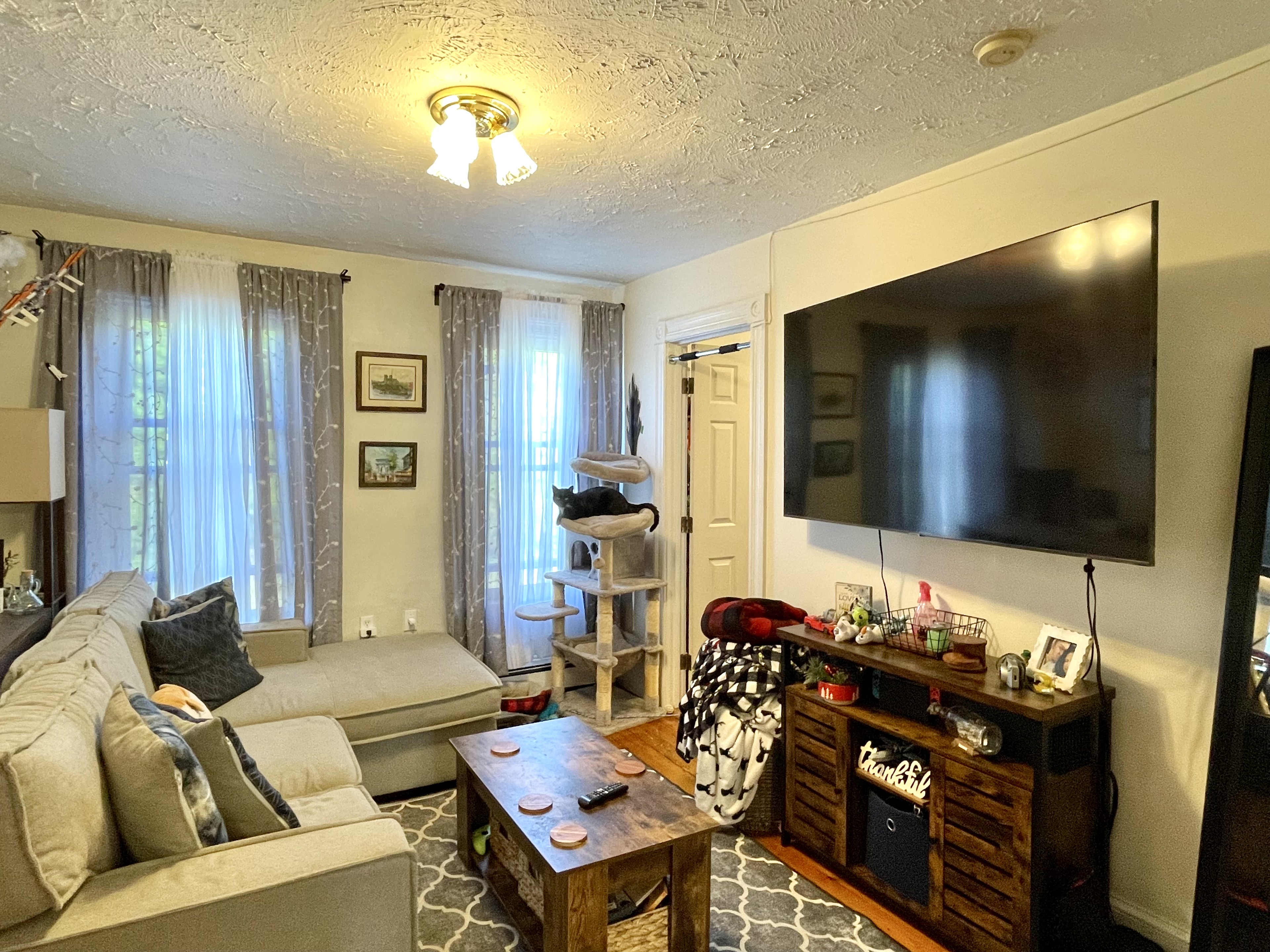 2 bed, 1 bath apartment for rent at 20 Mead St Unit 2A, Lower Allston — photo 8 of 16