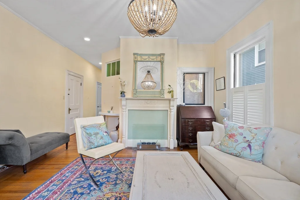 3 bed, 1 bath apartment for rent at 20 Mellen St Unit 1, Dorchester — photo 5 of 26