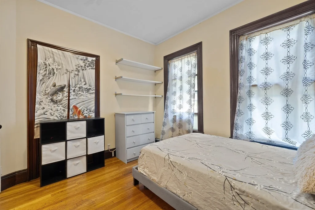 3 bed, 1 bath apartment for rent at 20 Mellen St Unit 1, Dorchester — photo 10 of 26