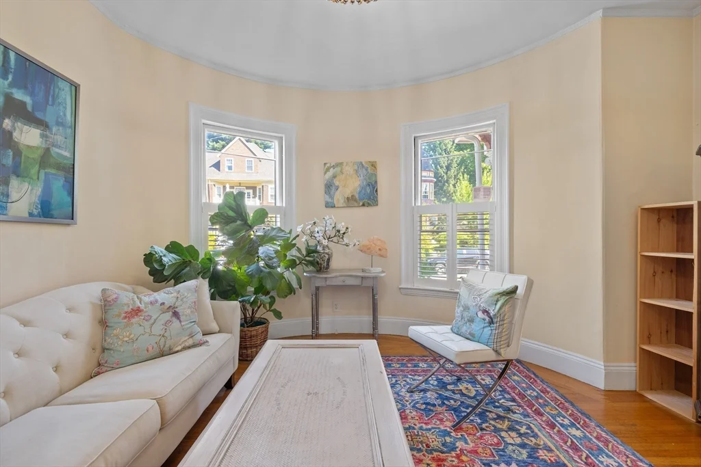 3 bed, 1 bath apartment for rent at 20 Mellen St Unit 1, Dorchester — photo 4 of 26
